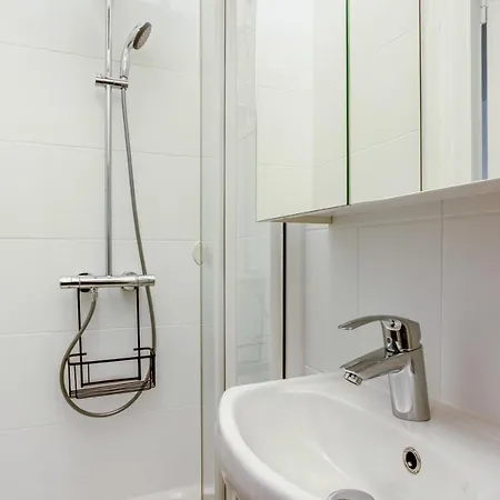 Petrolio - Welkeys Apartment *